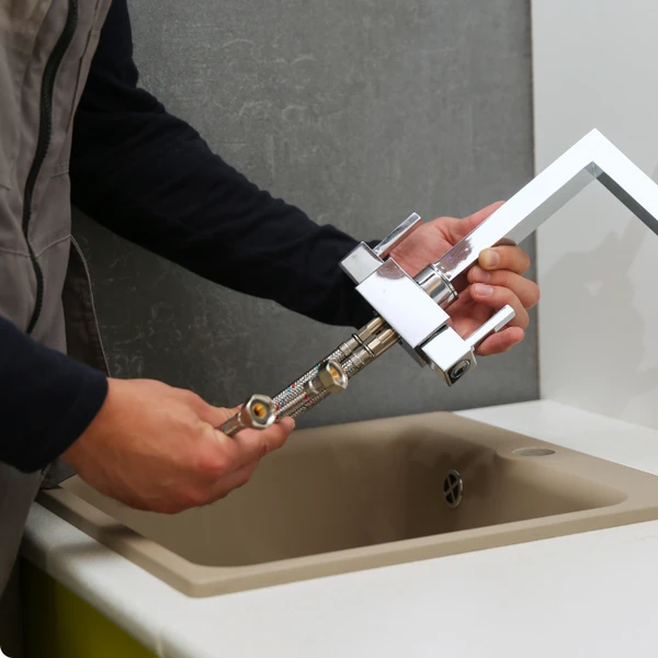 התקנת ברזים נשלפים