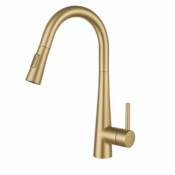 ברז מטבח נשלף זהב מוברש מסדרת Hilo מבית Waterfall