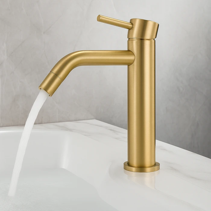 ברז מים קרים זהב מוברש מסדרת Lani מבית Waterfall – תמונה 3